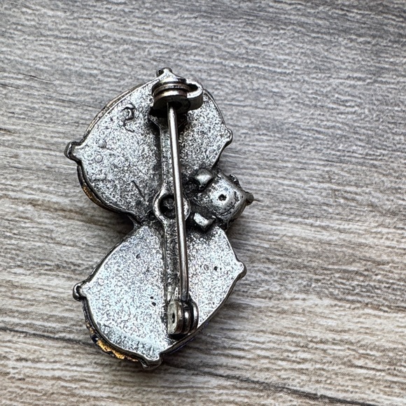 Blue Vintage Brooch with Rhinestone Middle - Picture 3 of 5